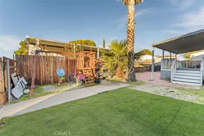 5711 Columbia Way #137, Quartz Hill, CA 93536 - Photo 15