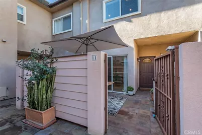 6525 Woodman Avenue #11, Los Angeles, CA 91401 - Photo 7