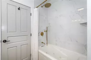 6525 Woodman Ave, Los Angeles, CA 91401 - Photo 31