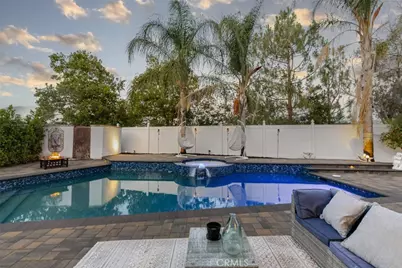 25010 Foxtail Court, Stevenson Ranch, CA 91381 - Photo 3