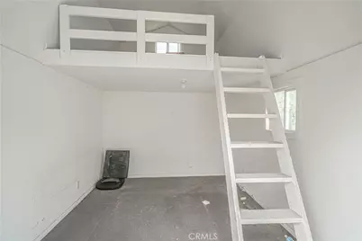 9633 Lilly Court, Northridge, CA 91325 - Photo 29