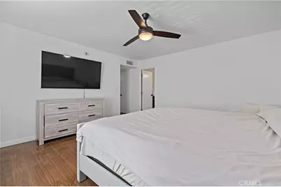 15080 Victory #205, Van Nuys, CA 91411 - Photo 21