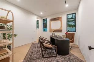 11746 Blix, Valley Village, CA 91607 - Photo 39