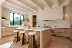 11746 Blix, Valley Village, CA 91607 - Photo 13