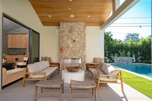 11746 Blix, Valley Village, CA 91607 - Photo 57