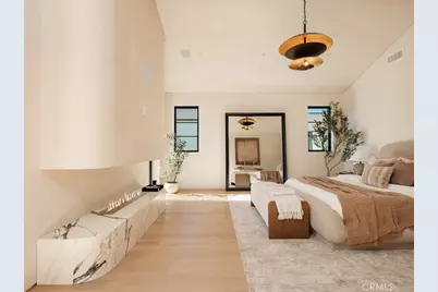 11746 Blix, Valley Village, CA 91607 - Photo 27