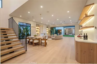 11746 Blix, Valley Village, CA 91607 - Photo 3