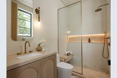 11746 Blix, Valley Village, CA 91607 - Photo 41