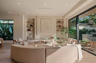 11746 Blix, Valley Village, CA 91607 - Photo 5