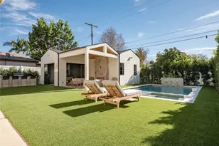 11746 Blix, Valley Village, CA 91607 - Photo 59