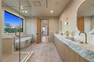 11746 Blix, Valley Village, CA 91607 - Photo 35