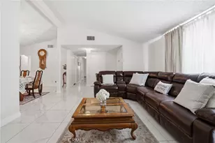 18927 Claycrest, Canyon Country, CA 91351 - Photo 5