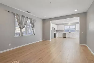 21982 Moveo Drive, Saugus, CA 91350 - Photo 5