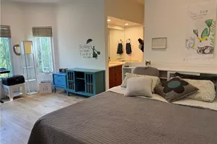 22259 Dumetz, Woodland Hills, CA 91364 - Photo 9