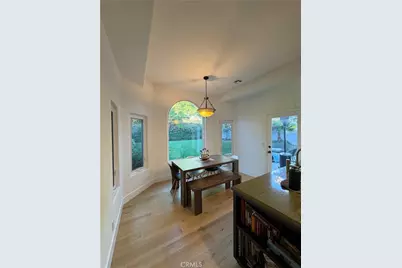 22259 Dumetz, Woodland Hills, CA 91364 - Photo 7