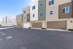 27040 Painted Sky Way, Valencia, CA 91381 - Photo 25