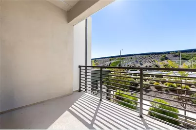 27040 Painted Sky Way, Valencia, CA 91381 - Photo 15