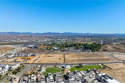 27040 Painted Sky Way, Valencia, CA 91381 - Photo 35