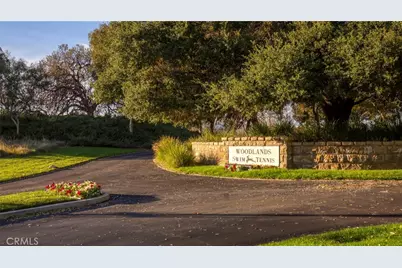 24709 Tiburon, Valencia, CA 91355 - Photo 43