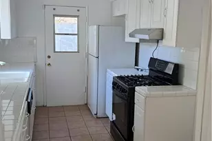 9007 Yolanda Ave, Northridge, CA 91324 - Photo 3