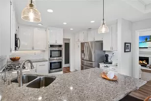 24448 Hampton Dr, Valencia, CA 91355 - Photo 17