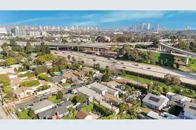 11290 Ivy Place, Los Angeles, CA 90064 - Photo 39