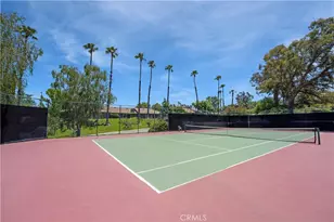 20066 Ave Of The Oaks, Newhall, CA 91321 - Photo 31