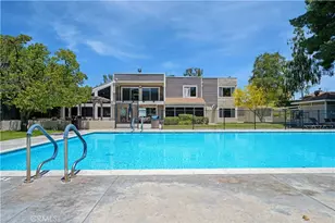 20066 Ave Of The Oaks, Newhall, CA 91321 - Photo 33