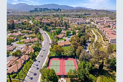 20066 Avenue Of The Oaks, Newhall, CA 91321 - Photo 41