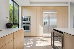 22268 Avenue San Luis, Woodland Hills, CA 91364 - Photo 11