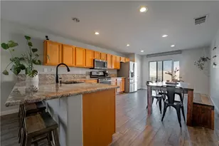 3033 De Flores, Lancaster, CA 93535 - Photo 3