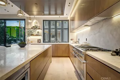 13221 Hesby, Sherman Oaks, CA 91423 - Photo 13