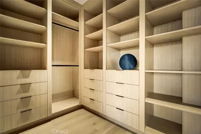 13221 Hesby, Sherman Oaks, CA 91423 - Photo 45