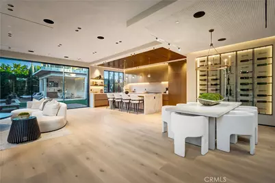 13221 Hesby, Sherman Oaks, CA 91423 - Photo 7