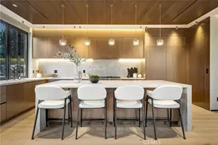 13221 Hesby, Sherman Oaks, CA 91423 - Photo 9