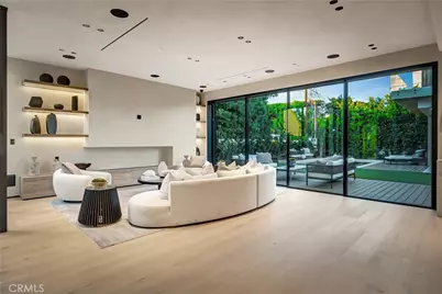 13221 Hesby, Sherman Oaks, CA 91423 - Photo 17