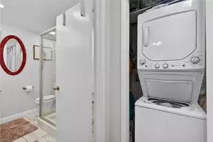 19122 Ave Of The Oaks, Newhall, CA 91321 - Photo 21