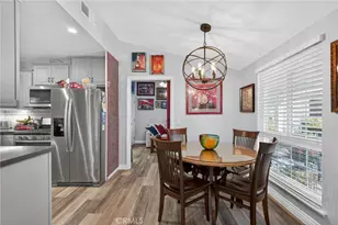 19122 Ave Of The Oaks, Newhall, CA 91321 - Photo 17