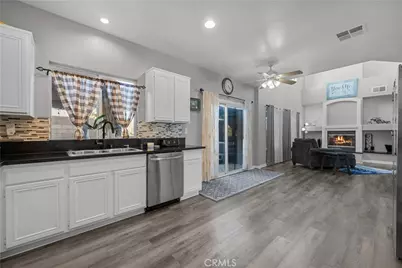 2763 Chaplin, Lancaster, CA 93536 - Photo 15