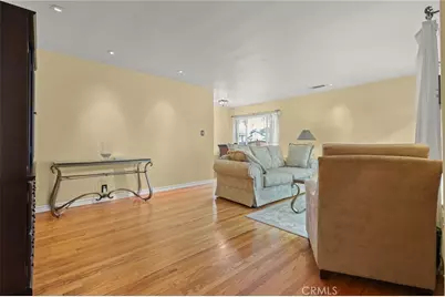 521 N California Street, Burbank, CA 91505 - Photo 7