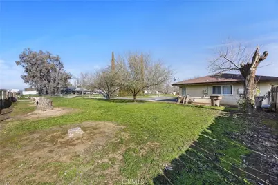 7519 Man O War Street, Bakersfield, CA 93307 - Photo 35