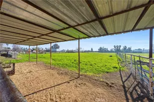 7519 Man O War St, Bakersfield, CA 93307 - Photo 37