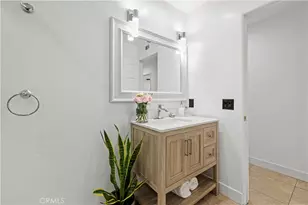 22047 Conway, Saugus, CA 91350 - Photo 29