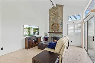 22047 Conway, Saugus, CA 91350 - Photo 3
