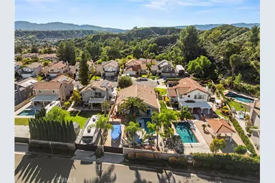 22047 Conway, Saugus, CA 91350 - Photo 47