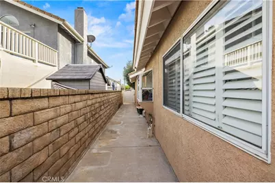 22047 Conway, Saugus, CA 91350 - Photo 43