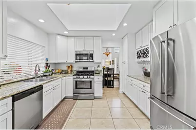 22047 Conway, Saugus, CA 91350 - Photo 13