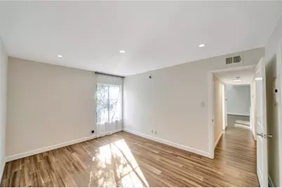 5700 Etiwanda Avenue #280, Tarzana, CA 91356 - Photo 13