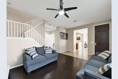 28040 Catherine, Canyon Country, CA 91351 - Photo 7