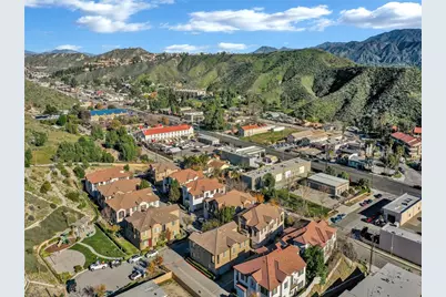 28040 Catherine, Canyon Country, CA 91351 - Photo 35